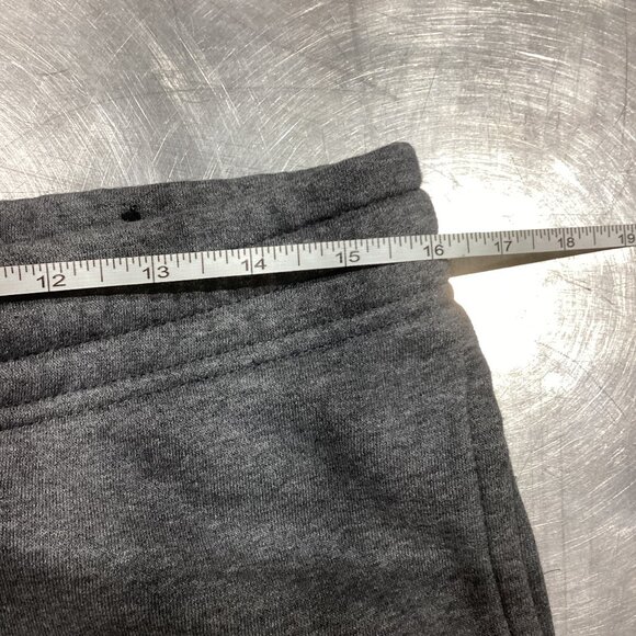 Nike Men’s Gray Tapered Jogger Sweatpants - Picture 4 of 5